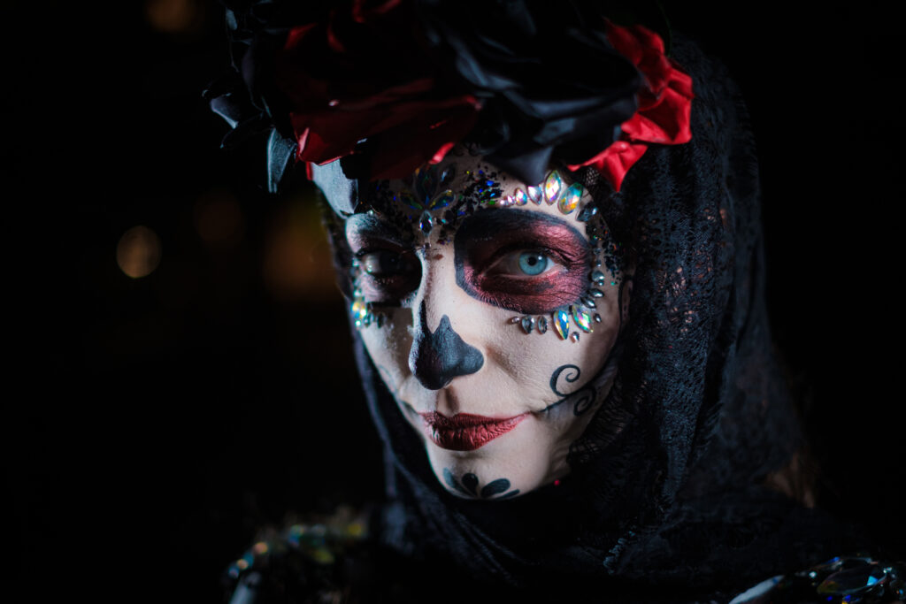 Ideas para un Halloween con Identidad Mexicana: Disfraces, Películas y Actividades Culturales