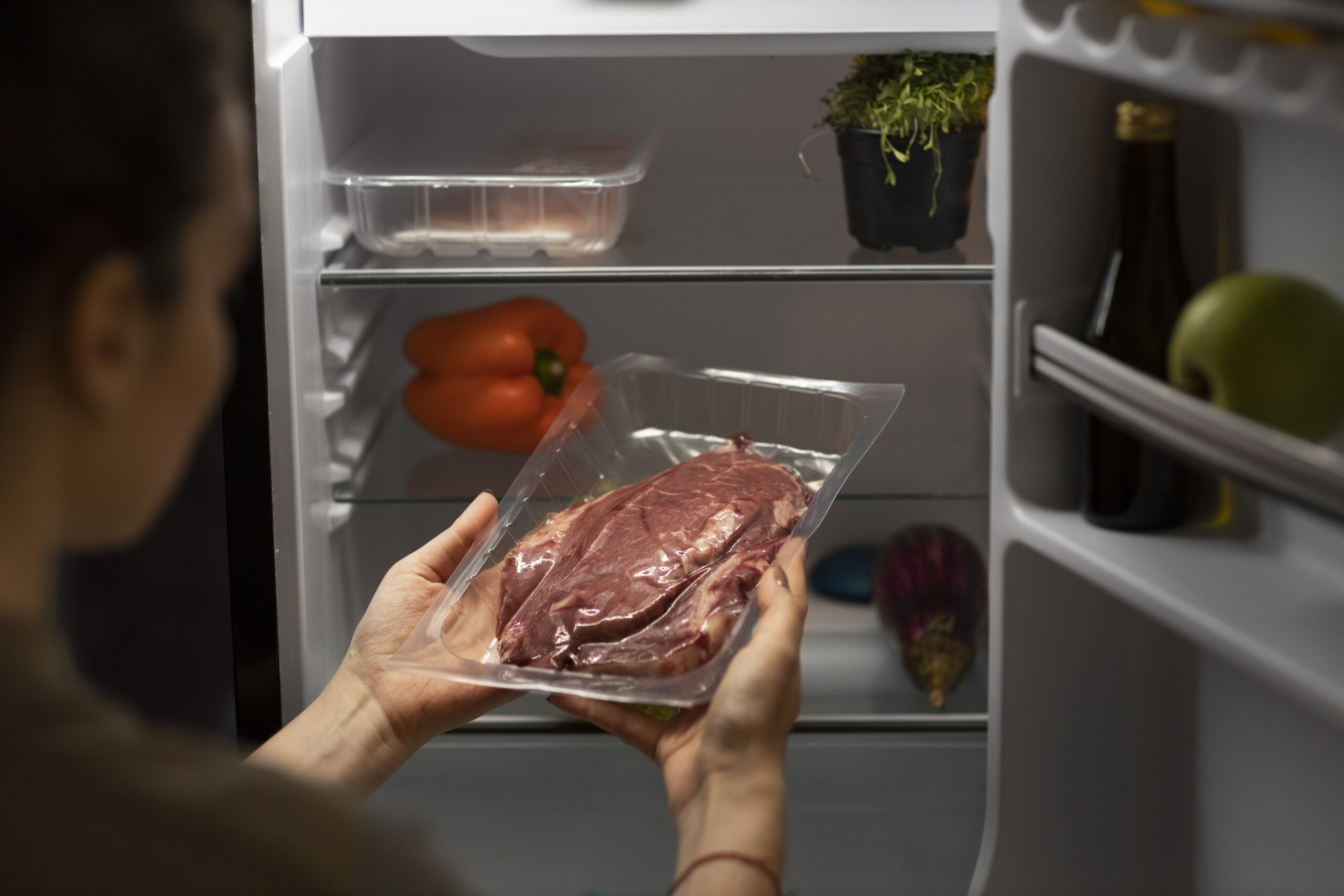 Apagón en casa: qué alimentos puedes conservar del refrigerador o congelador