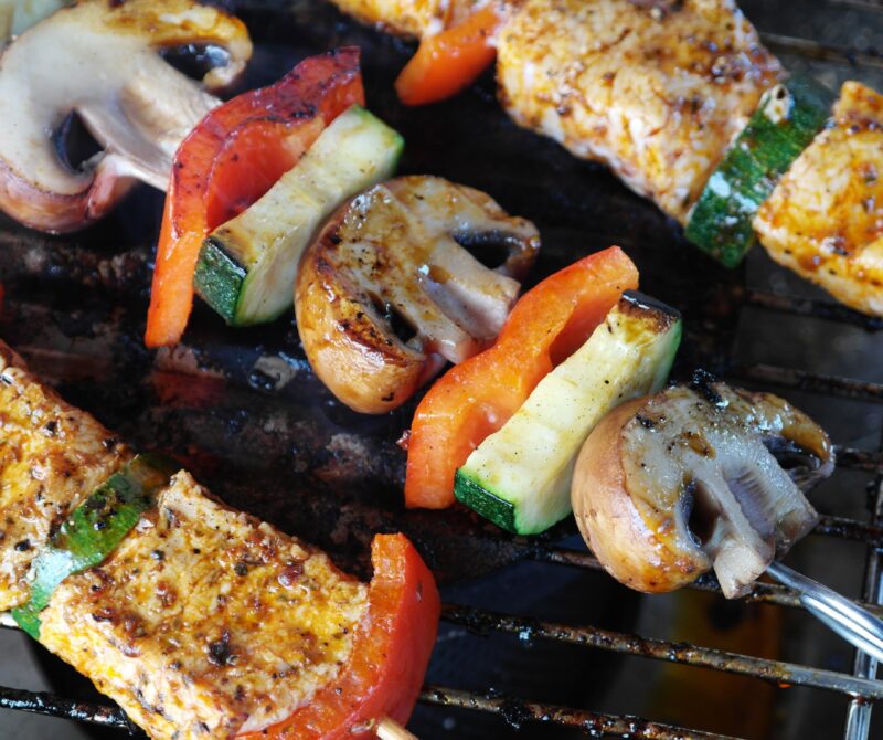 Cómo organizar una barbacoa saludable sin renunciar a disfrutar